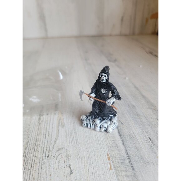 Lemax Grim reaper spooky town Halloween Village accessories - Picture 1 of 5